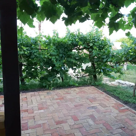 Bella Vendeghaz Etyek